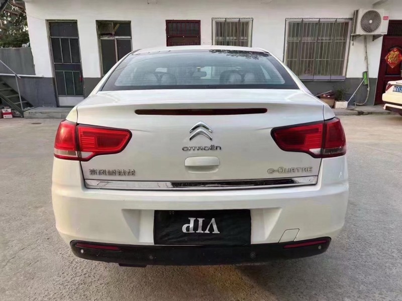 济宁14年雪铁龙世嘉8