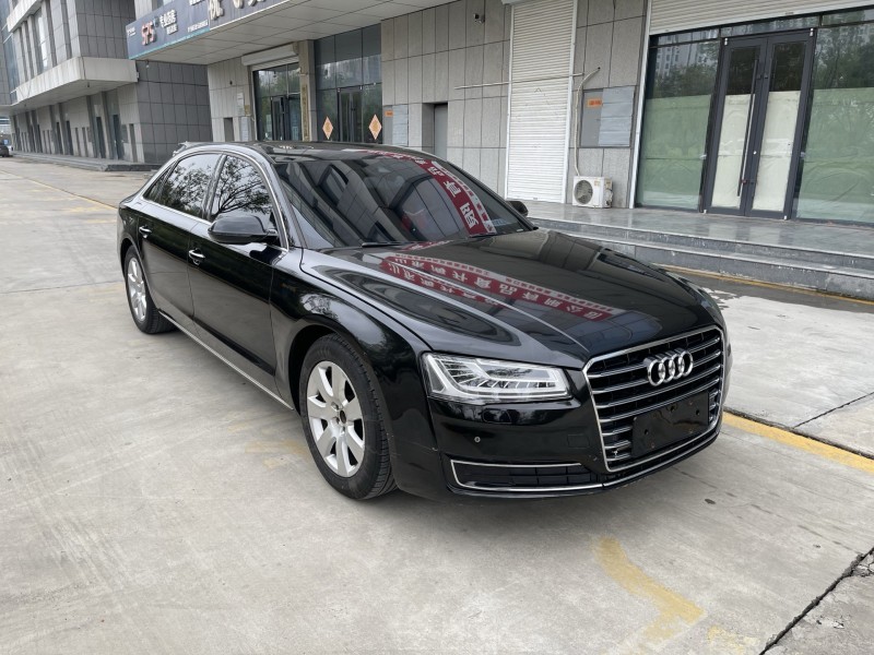 济宁14年奥迪A8L3