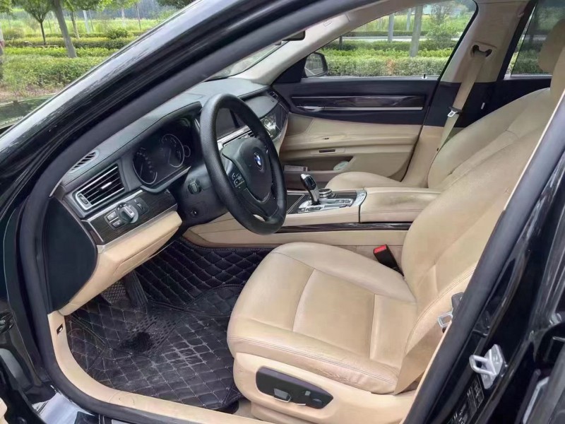 济宁15年宝马7系5