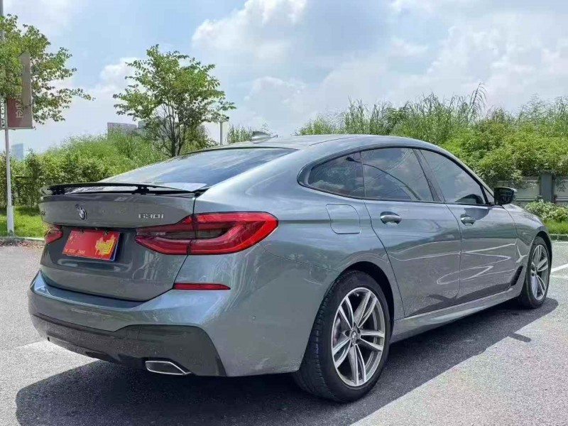 广州20年宝马6系9