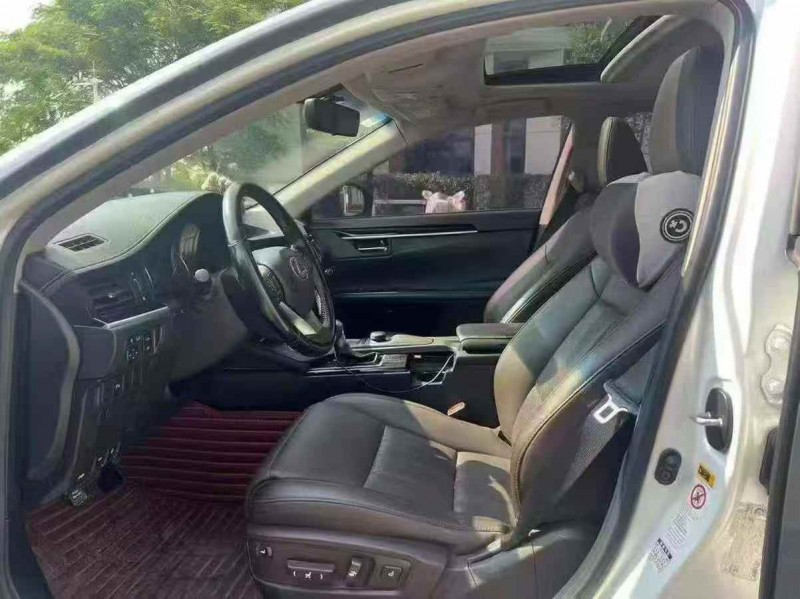 广州18年雷克萨斯ES6