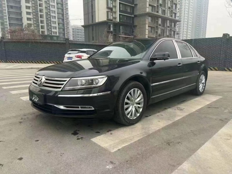 济宁13年大众辉腾3