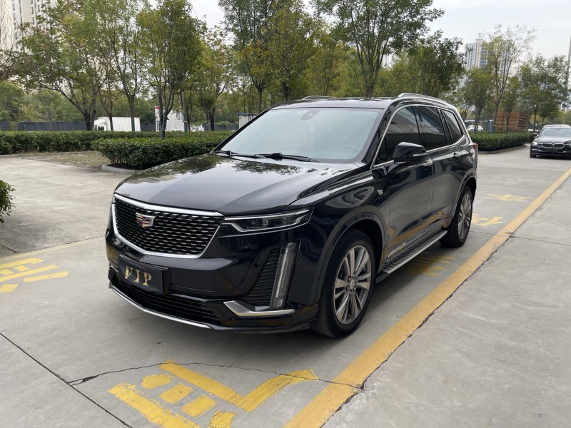 济宁21年凯迪拉克XT62