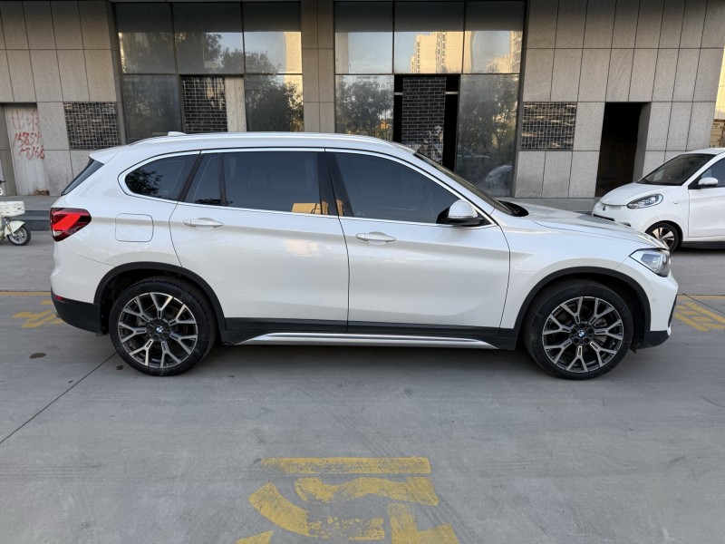 济宁20年宝马X17