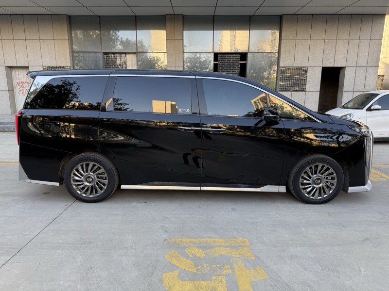 济宁23年传祺M8/GM83