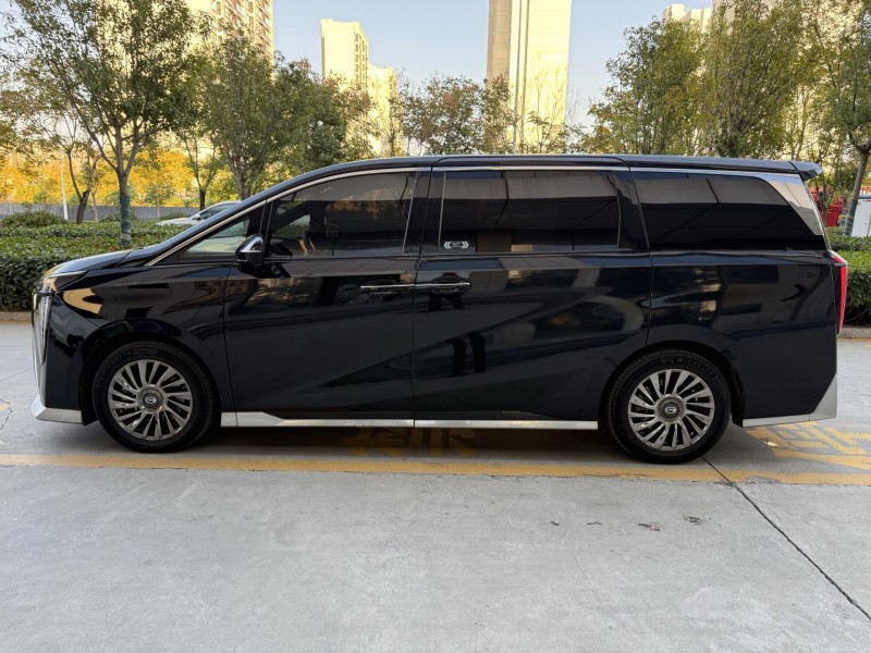 济宁23年传祺M8/GM85