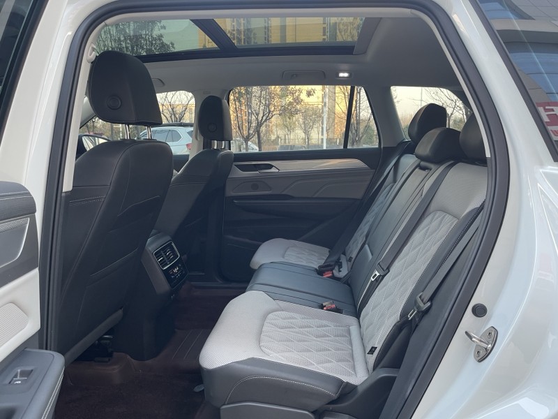 济宁24年大众揽巡8