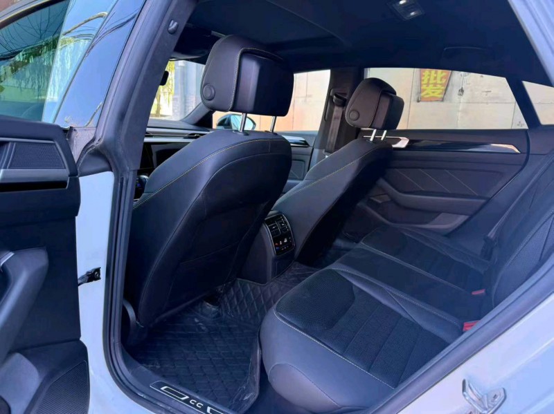 保定21年大众CC5