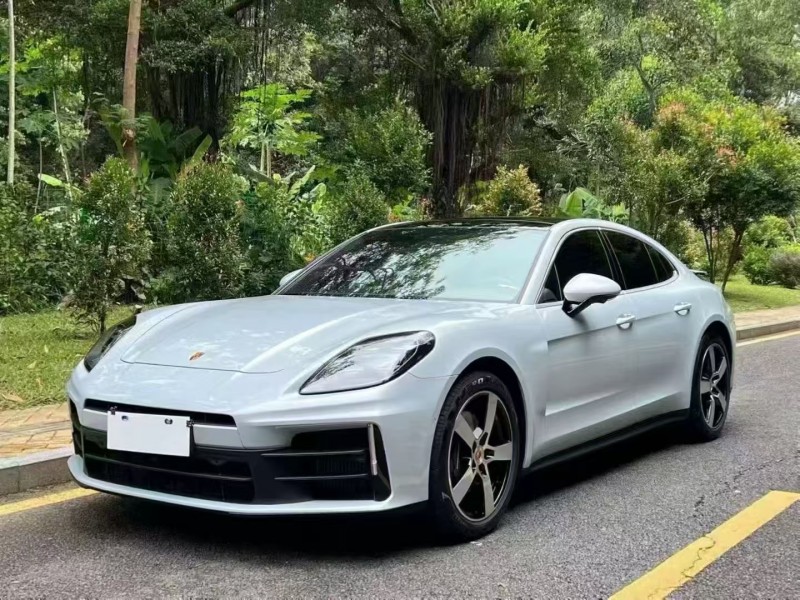 深圳25年保时捷帕拉梅拉1