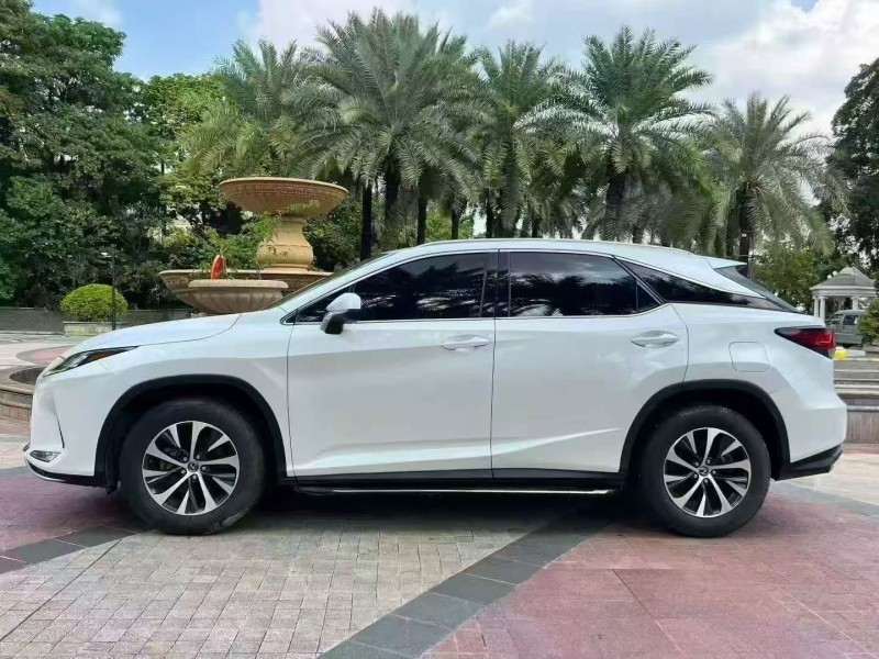 深圳21年雷克萨斯NX8