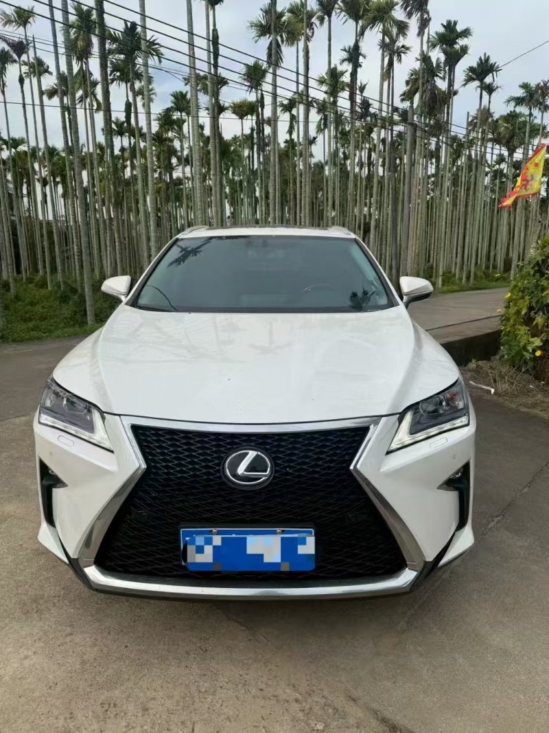 广州17年雷克萨斯RX1