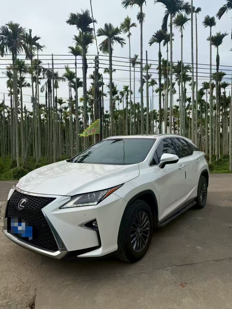 广州17年雷克萨斯RX2