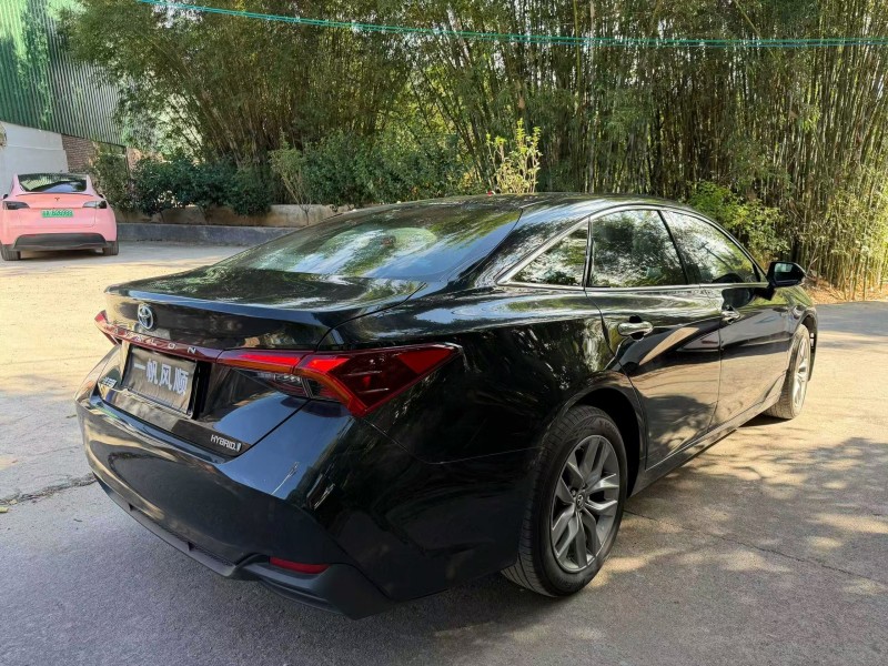 广州22年丰田亚洲龙7