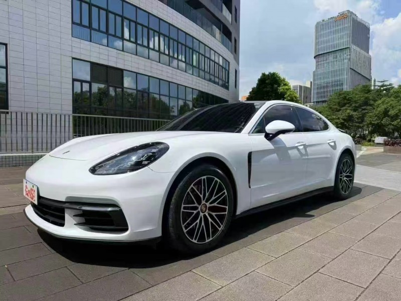 佛山18年保时捷帕拉梅拉3