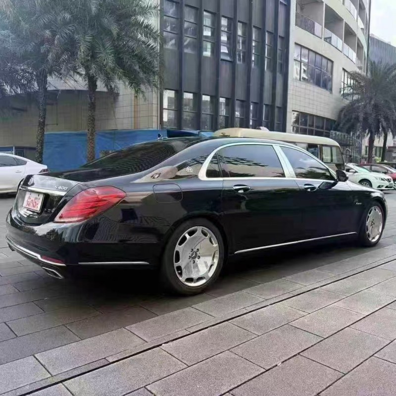 佛山17年奔驰迈巴赫S级7