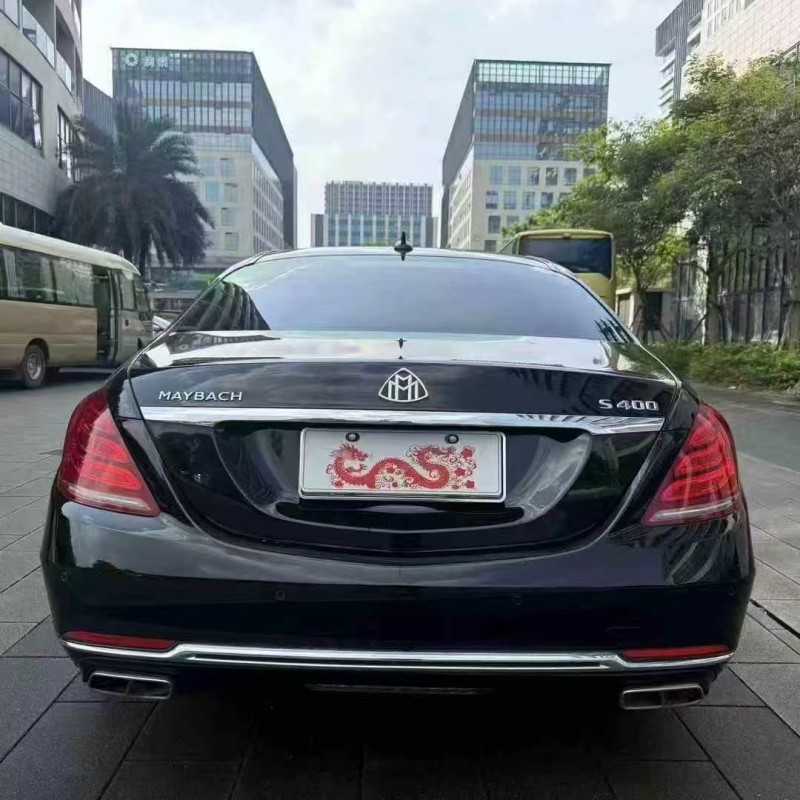 佛山17年奔驰迈巴赫S级9