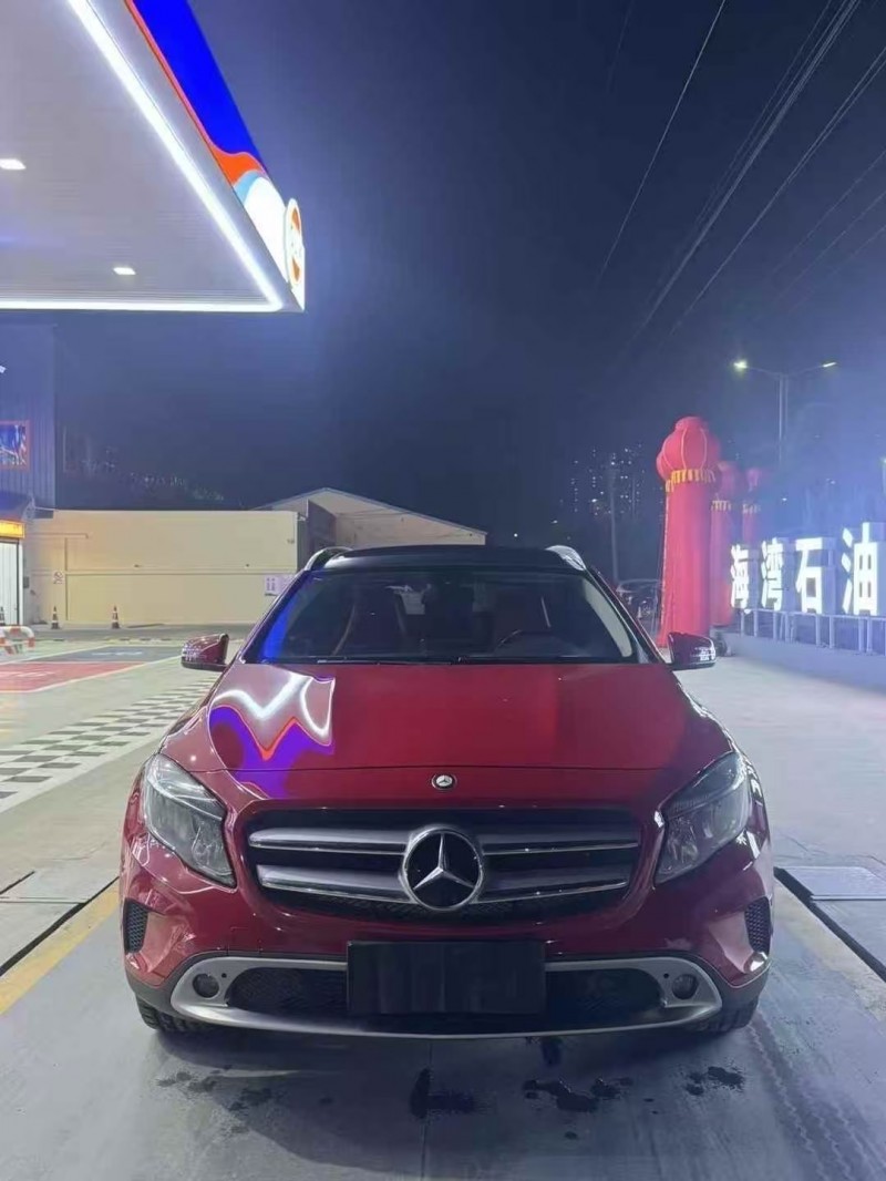 潍坊16年奔驰GLA1