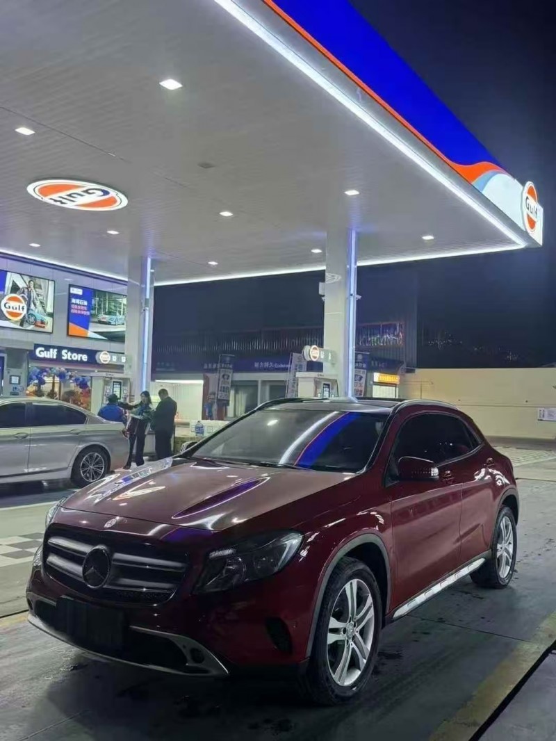 潍坊16年奔驰GLA2