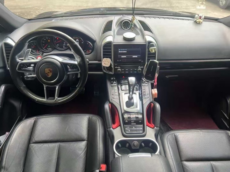 东莞18年保时捷卡宴3