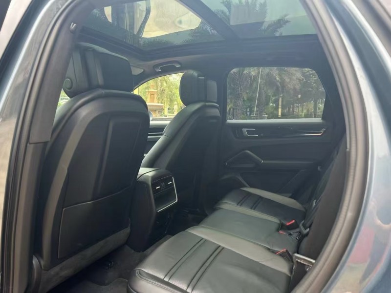 深圳22年保时捷卡宴3