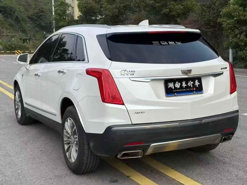 邵阳16年凯迪拉克XT55