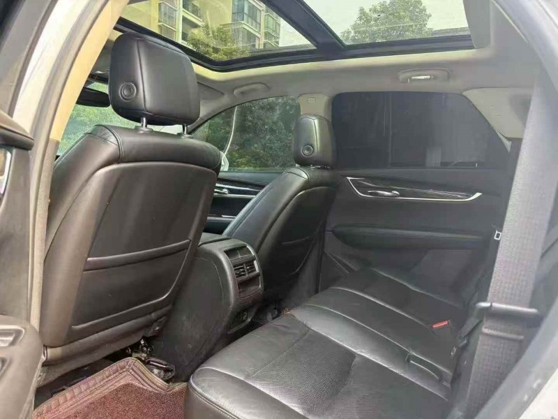 邵阳16年凯迪拉克XT56