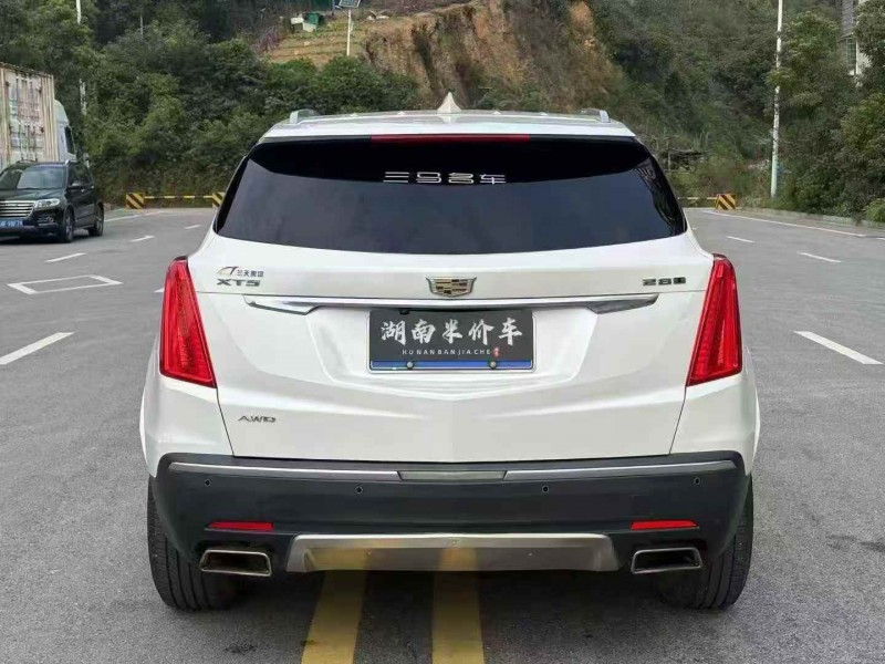 邵阳16年凯迪拉克XT59