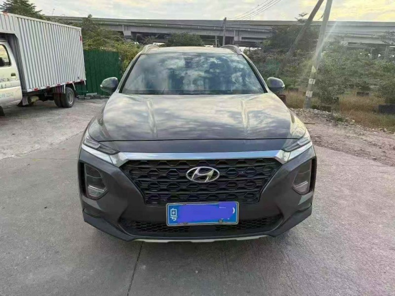 珠海20年现代新胜达1