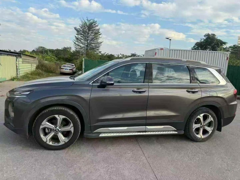 珠海20年现代新胜达7