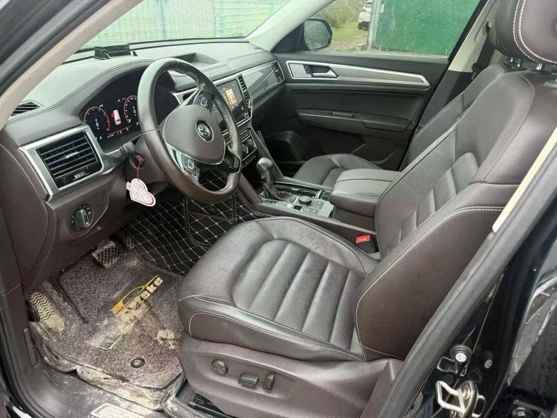 深圳20年大众途昂8