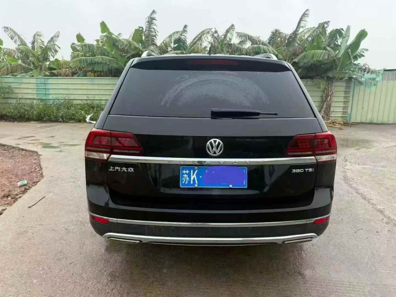 深圳20年大众途昂9