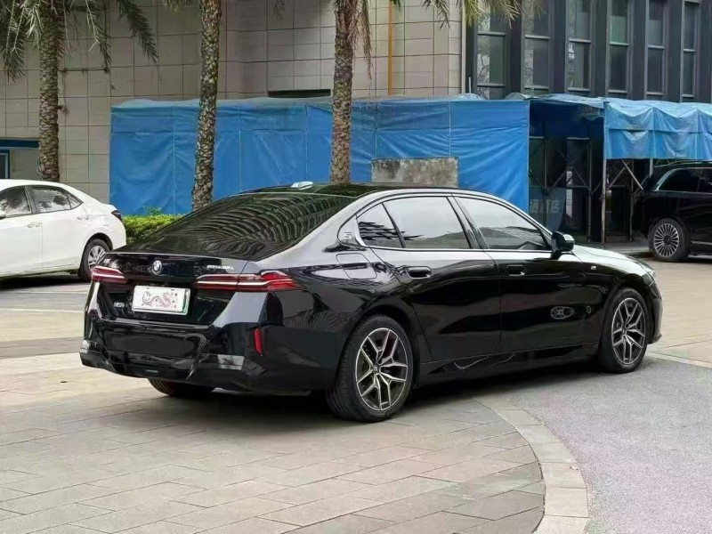 东莞24年宝马i57