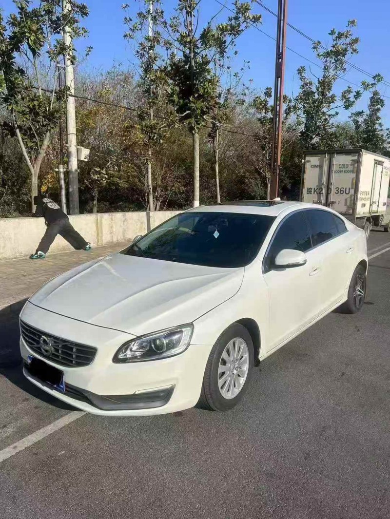 淮南16年沃尔沃S60L3