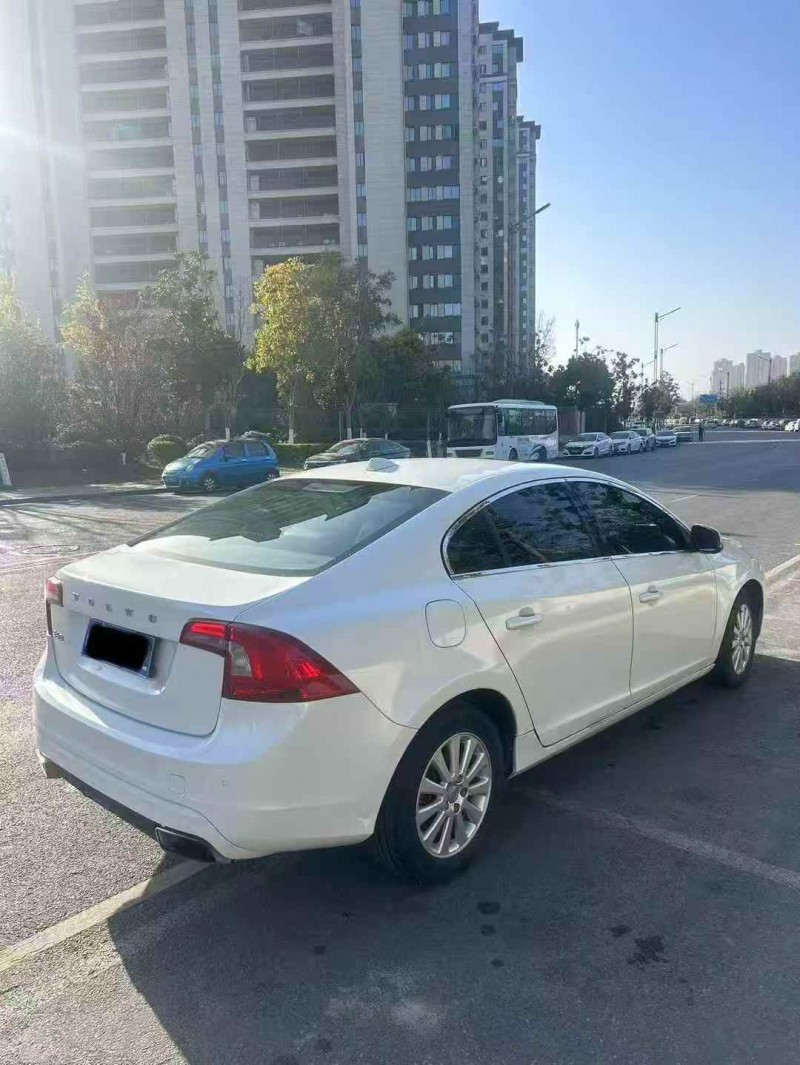 淮南16年沃尔沃S60L6