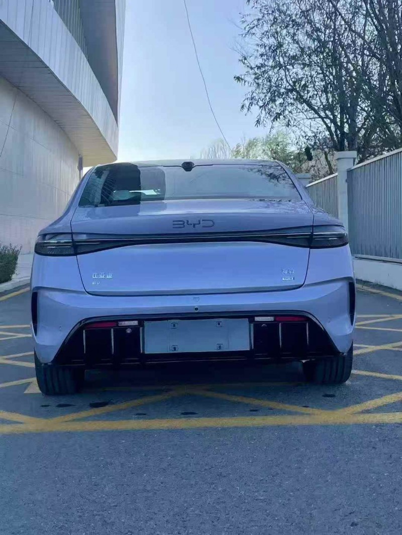 承德25年比亚迪汉9