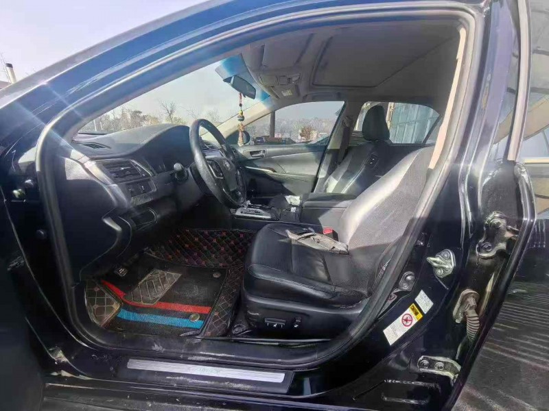 淄博16年丰田凯美瑞5