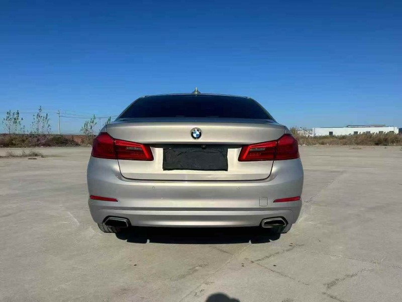 承德18年宝马5系8