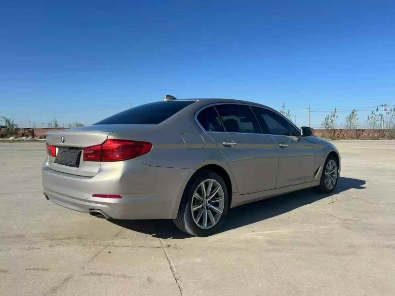 承德18年宝马5系9