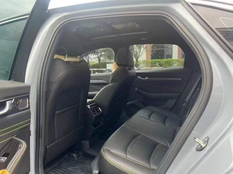 广州23年吉利星瑞8