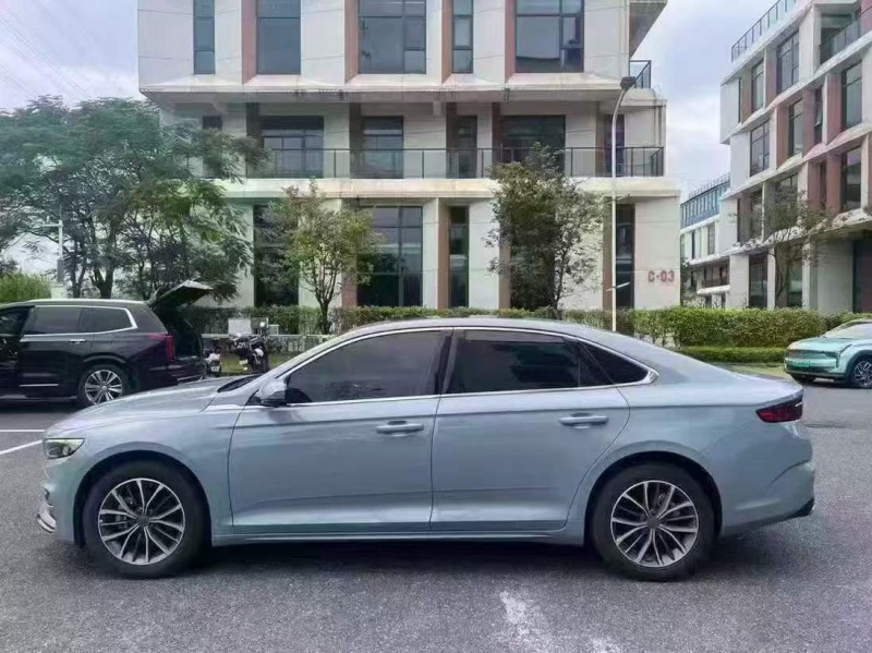 广州23年吉利星瑞9