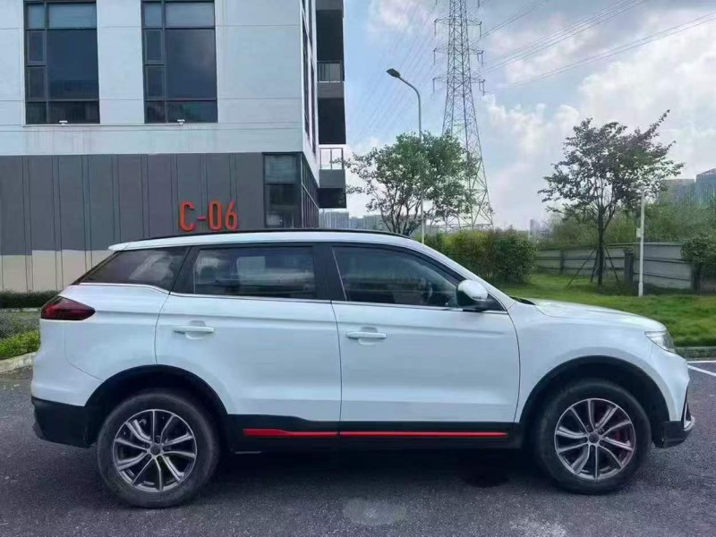 广州22年吉利博越5