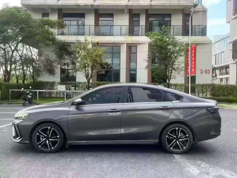 广州22年吉利缤瑞4