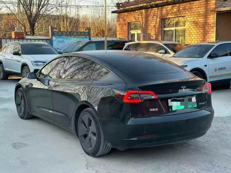 淄博23年特斯拉MODEL 38