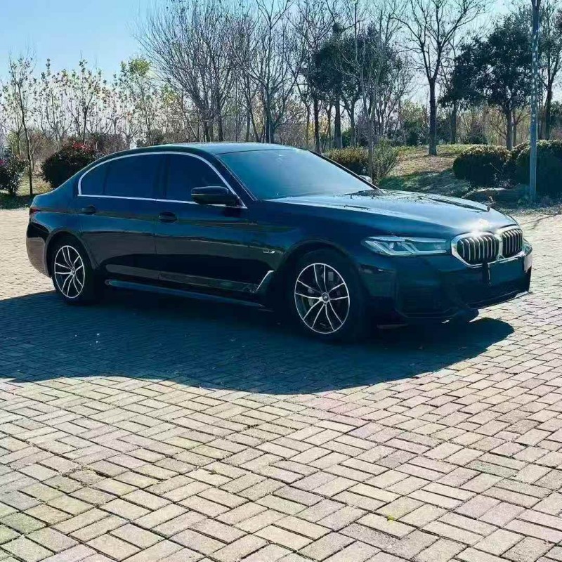 济宁23年宝马5系3