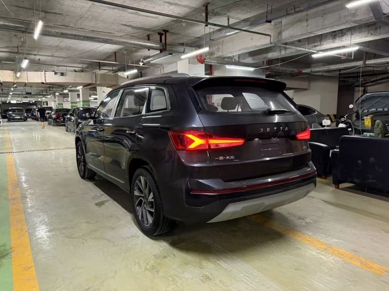 成都25年大众捷达6