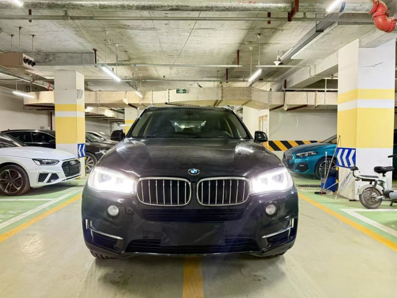 成都17年宝马X51