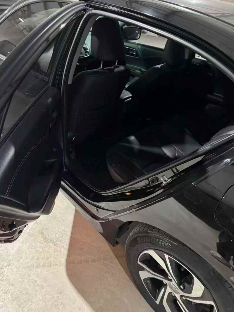 通辽18年本田雅阁6