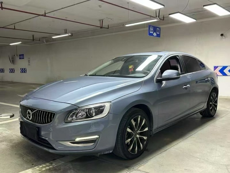 成都18年沃尔沃S60L2