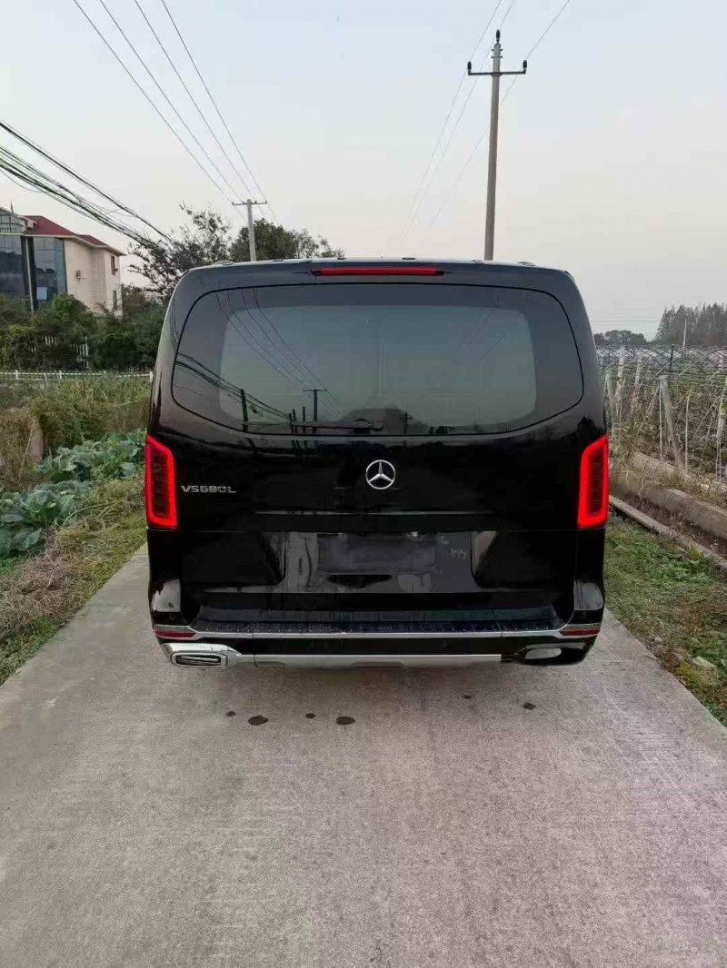 衢州23年奔驰威霆9