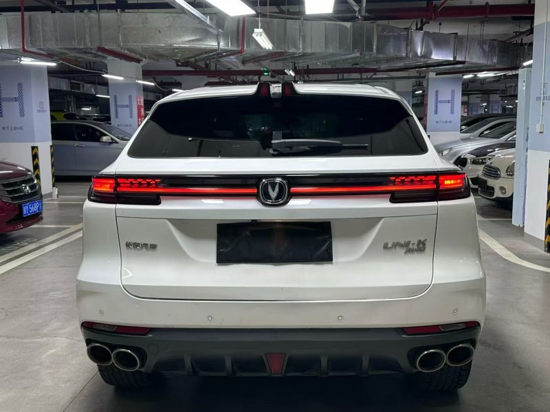 成都22年长安汽车UNI6